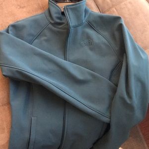 Women’s North Face jacket